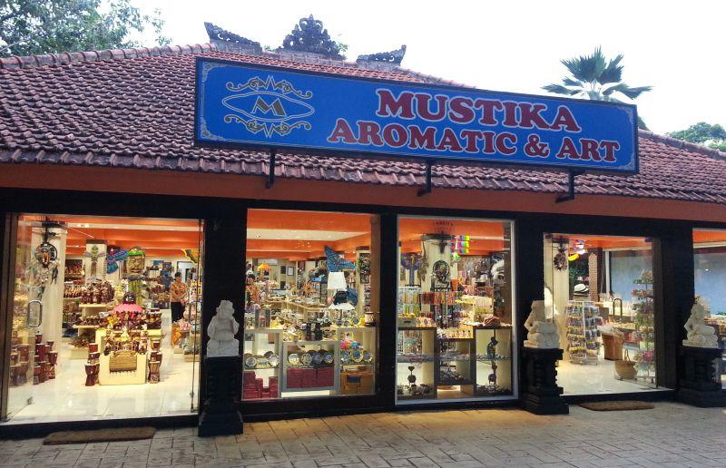 Магазин сувениров Mustika Aromatic & Art, Bali Collection, Нуса-Дуа, Бали, Индонезия